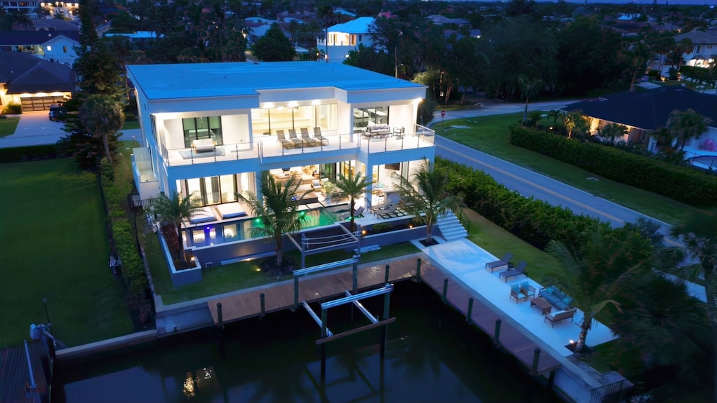Navigating Healthcare in Florida for Canadian Residents